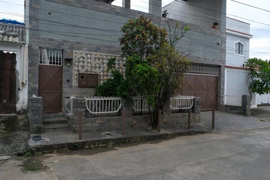 Casa para alugar com 3 quartos, 100m² em Jardim Alvorada, Nova Iguaçu