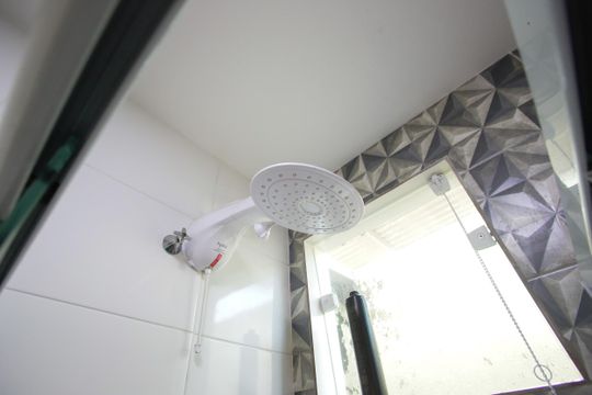 Banheiro de casa para alugar com 2 quartos, 130m² em Pechincha, Rio de Janeiro