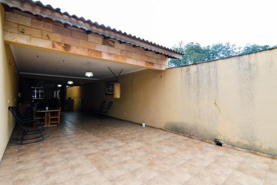 Varanda de casa à venda com 2 quartos, 125m² em Portal dos Gramados, Guarulhos