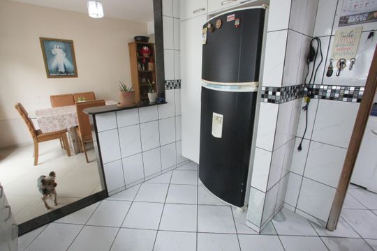 Cozinha de casa de condomínio à venda com 2 quartos, 180m² em Taquara, Rio de Janeiro
