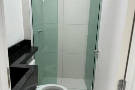 Banheiro 1 de apartamento para alugar com 2 quartos, 65m² em São João, Porto Alegre
