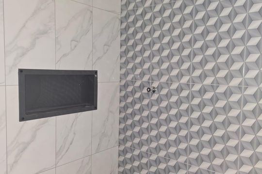 Banheiro Social de kitnet/studio para alugar com 2 quartos, 36m² em Jardim Presidente Dutra, Guarulhos