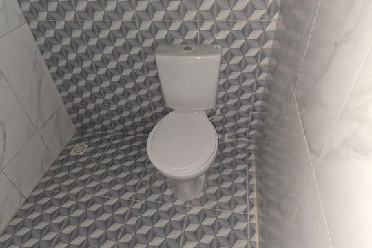 Banheiro Social de kitnet/studio para alugar com 2 quartos, 36m² em Jardim Presidente Dutra, Guarulhos