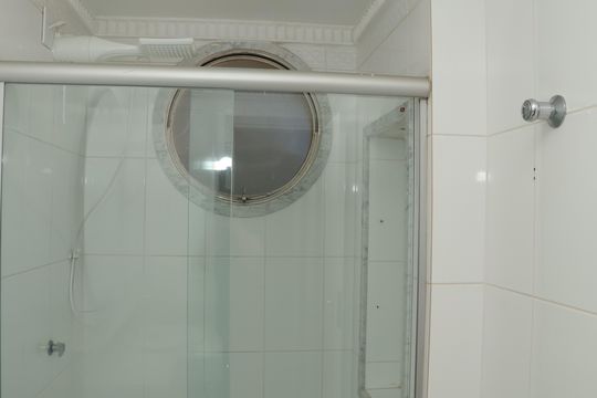 Banheiro de apartamento à venda com 3 quartos, 141m² em Jardim Goiás, Goiânia