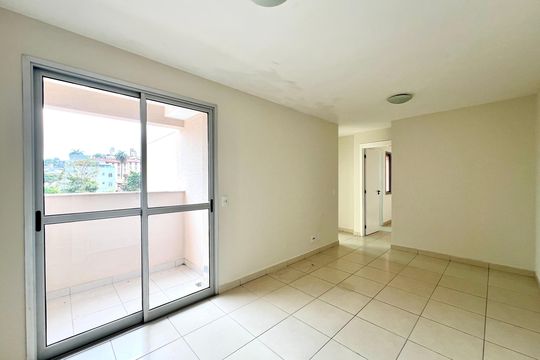 Sala de apartamento à venda com 2 quartos, 60m² em Serrano, Belo Horizonte