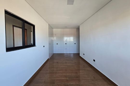 Sala / Cozinha de kitnet/studio para alugar com 1 quarto, 40m² em Jardim Presidente Dutra, Guarulhos