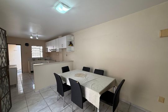 Cozinha de casa à venda com 2 quartos, 180m² em Carlos Prates, Belo Horizonte