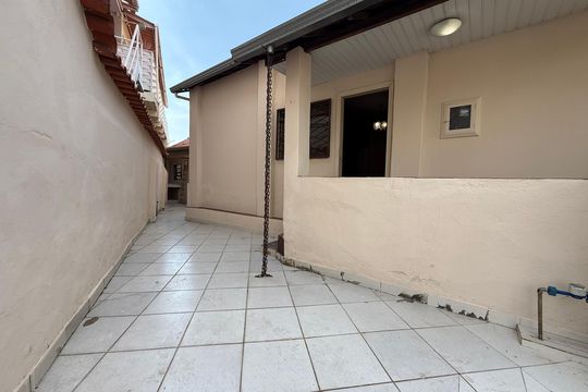 Área externa de casa à venda com 2 quartos, 180m² em Carlos Prates, Belo Horizonte