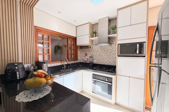 Cozinha de casa à venda com 2 quartos, 146m² em Parque Residencial Jundiaí, Jundiaí