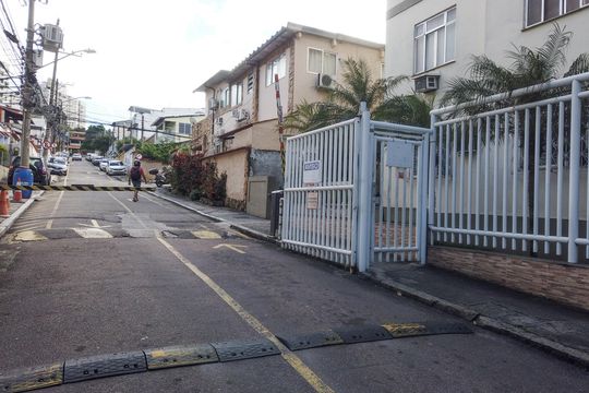 Fachada de apartamento à venda com 2 quartos, 51m² em Pechincha, Rio de Janeiro