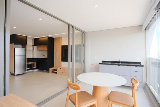 Varanda de kitnet/studio para alugar com 1 quarto, 42m² em Vila Gomes Cardim, São Paulo