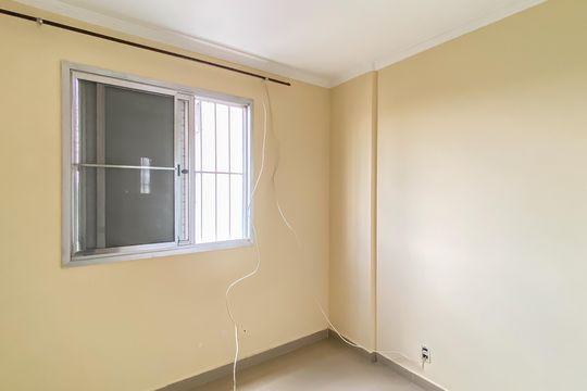 Quarto 1 de apartamento à venda com 2 quartos, 47m² em Vila Paulistania, São Paulo