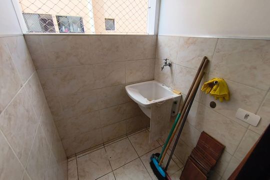 Área de serviço de apartamento à venda com 2 quartos, 56m² em Quinta da Paineira, São Paulo