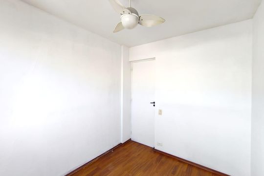 Quarto de apartamento à venda com 2 quartos, 56m² em Quinta da Paineira, São Paulo