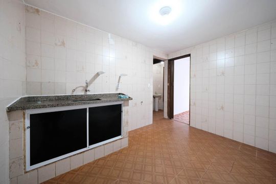 Cozinha de apartamento à venda com 2 quartos, 48m² em Conjunto Habitacional Padre Manoel de Paiva, São Paulo