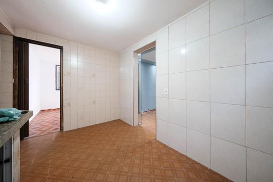 Cozinha de apartamento à venda com 2 quartos, 48m² em Conjunto Habitacional Padre Manoel de Paiva, São Paulo