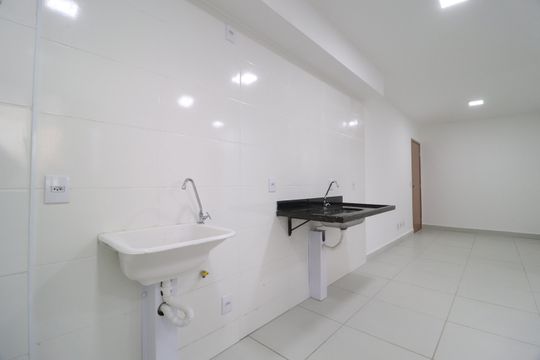 Cozinha de apartamento para alugar com 2 quartos, 52m² em Novo Mundo, Uberlândia