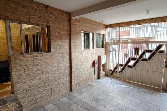 Kitnet/Studio à venda com 20 quartos, 620m² em Vila Zat, São Paulo