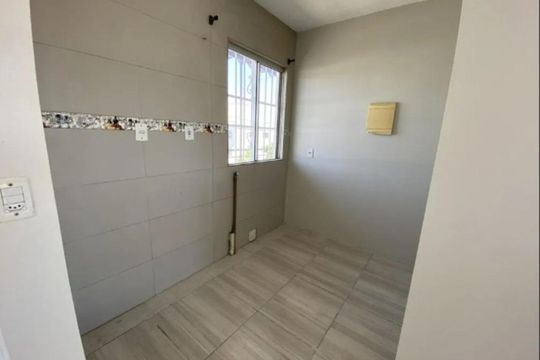 Cozinha de apartamento para alugar com 1 quarto, 31m² em Restinga velha, Porto Alegre