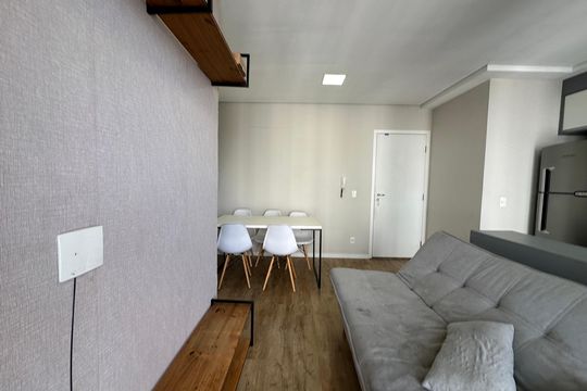 Sala de apartamento para alugar com 2 quartos, 52m² em Alphaville Empresarial, Barueri