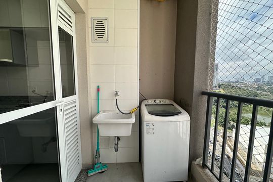 Área de Serviço de apartamento para alugar com 2 quartos, 52m² em Alphaville Empresarial, Barueri