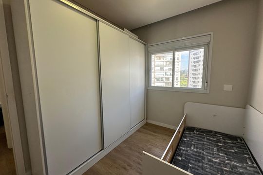 Quarto 2 de apartamento para alugar com 2 quartos, 52m² em Alphaville Empresarial, Barueri