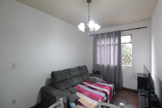 Apartamento à venda com 2 quartos, 58m² em Glória, Belo Horizonte