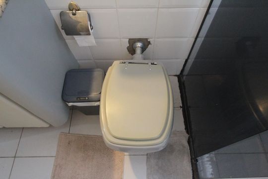 Banheiro Social de apartamento à venda com 2 quartos, 58m² em Glória, Belo Horizonte