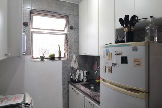 Cozinha e Área de Serviço de apartamento à venda com 2 quartos, 58m² em Glória, Belo Horizonte