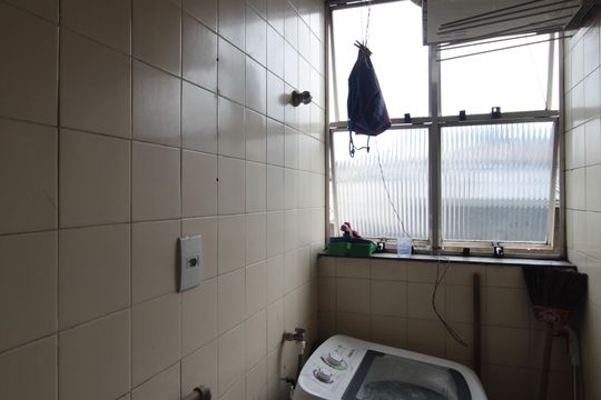Cozinha e Área de Serviço de apartamento à venda com 2 quartos, 58m² em Glória, Belo Horizonte