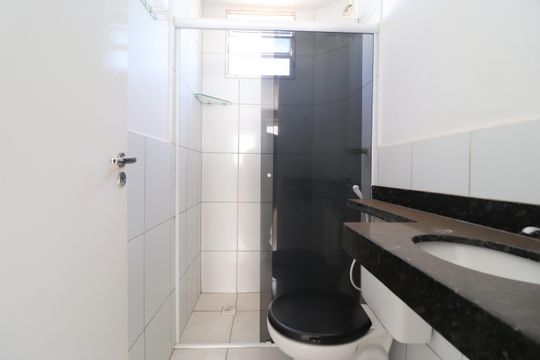Banheiro Social de apartamento para alugar com 0 quarto, 43m² em Shopping Park, Uberlândia