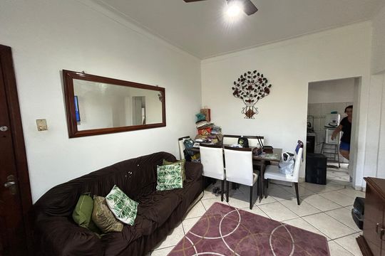 Sala de casa à venda com 2 quartos, 55m² em Quintino Bocaiúva, Rio de Janeiro