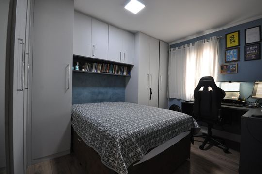 Quarto 1 de apartamento para alugar com 2 quartos, 67m² em Vila Gustavo, São Paulo