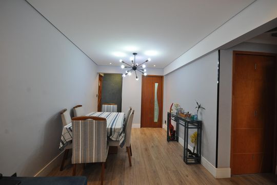 Sala de apartamento para alugar com 2 quartos, 67m² em Vila Gustavo, São Paulo