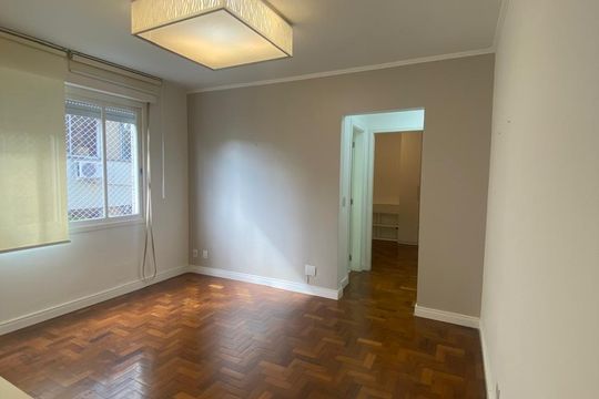 Sala de apartamento para alugar com 1 quarto, 45m² em Petrópolis, Porto Alegre
