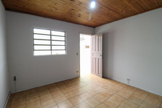 Quarto 5 de casa para alugar com 4 quartos, 233m² em Jardim Arpoador, São Paulo