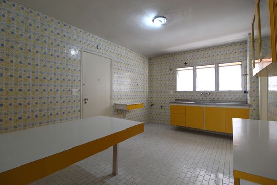 Cozinha de apartamento à venda com 3 quartos, 154m² em Jardim Paulista, São Paulo