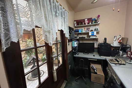 Área comum de casa à venda com 6 quartos, 493m² em Vila Valqueire, Rio de Janeiro
