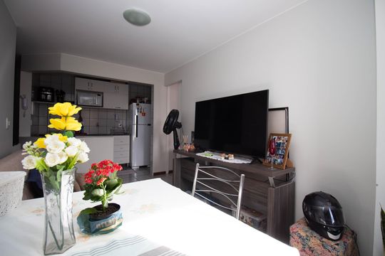 Sala de apartamento à venda com 1 quarto, 50m² em Crn 708/709, Brasília