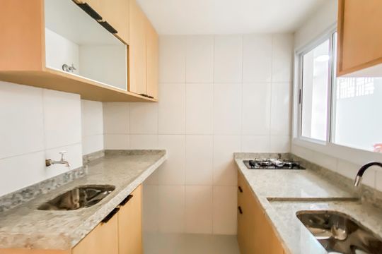 Cozinha/ área de serviço de apartamento para alugar com 1 quarto, 25m² em Vila Sao Geraldo, São Paulo