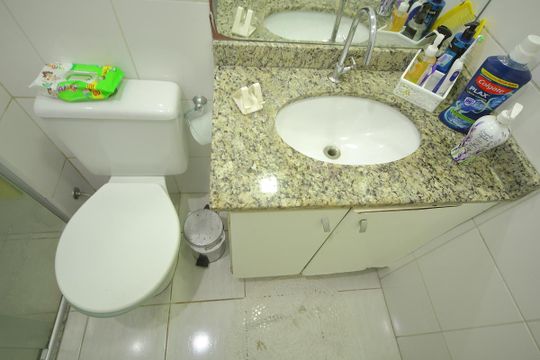 Banheiro  de apartamento à venda com 3 quartos, 56m² em Jardim Iraja, São Bernardo do Campo
