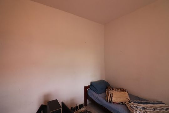 Quarto da Edícula  de casa à venda com 3 quartos, 250m² em Jardim Calux, São Bernardo do Campo