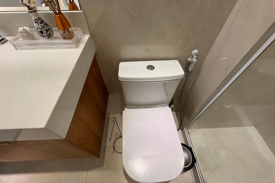 Banheiro Social de apartamento à venda com 1 quarto, 55m² em Recreio dos Bandeirantes, Rio de Janeiro