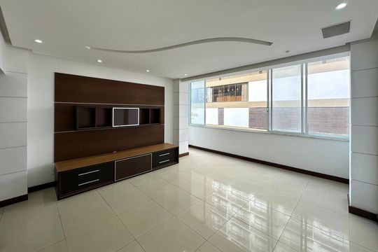 Apartamento para alugar com 2 quartos, 74m² em Copacabana, Rio de Janeiro