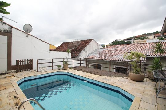 Área Externa de casa à venda com 4 quartos, 360m² em Anil, Rio de Janeiro