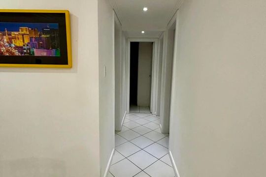 Corredor de apartamento para alugar com 3 quartos, 86m² em Jardim Armação, Salvador