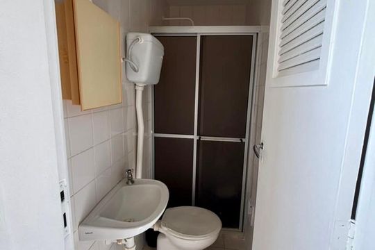 Banheiro de apartamento para alugar com 3 quartos, 86m² em Jardim Armação, Salvador