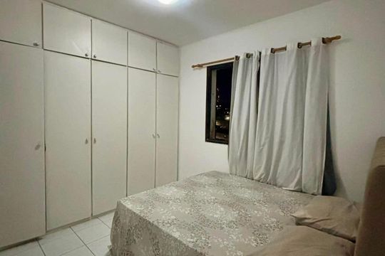 Quarto de apartamento para alugar com 3 quartos, 86m² em Jardim Armação, Salvador