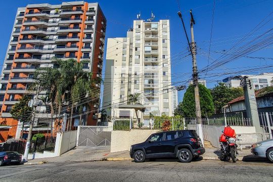 Fachada de apartamento à venda com 2 quartos, 57m² em Vila Monumento, São Paulo