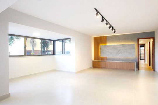 Apartamento à venda com 3 quartos, 232m² em Jardim Botânico, Porto Alegre